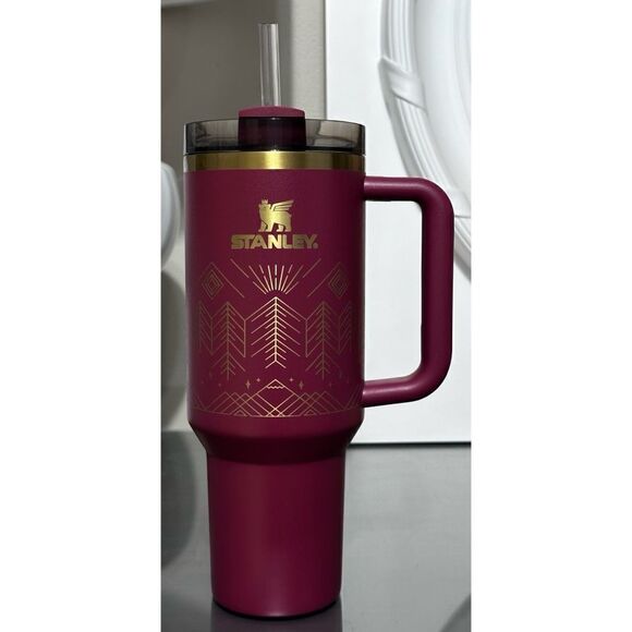 Stanley Quencher H2.0 FlowState 40oz Tumbler, CRANBERRY WINTERSCAPE - Picture 2 of 5